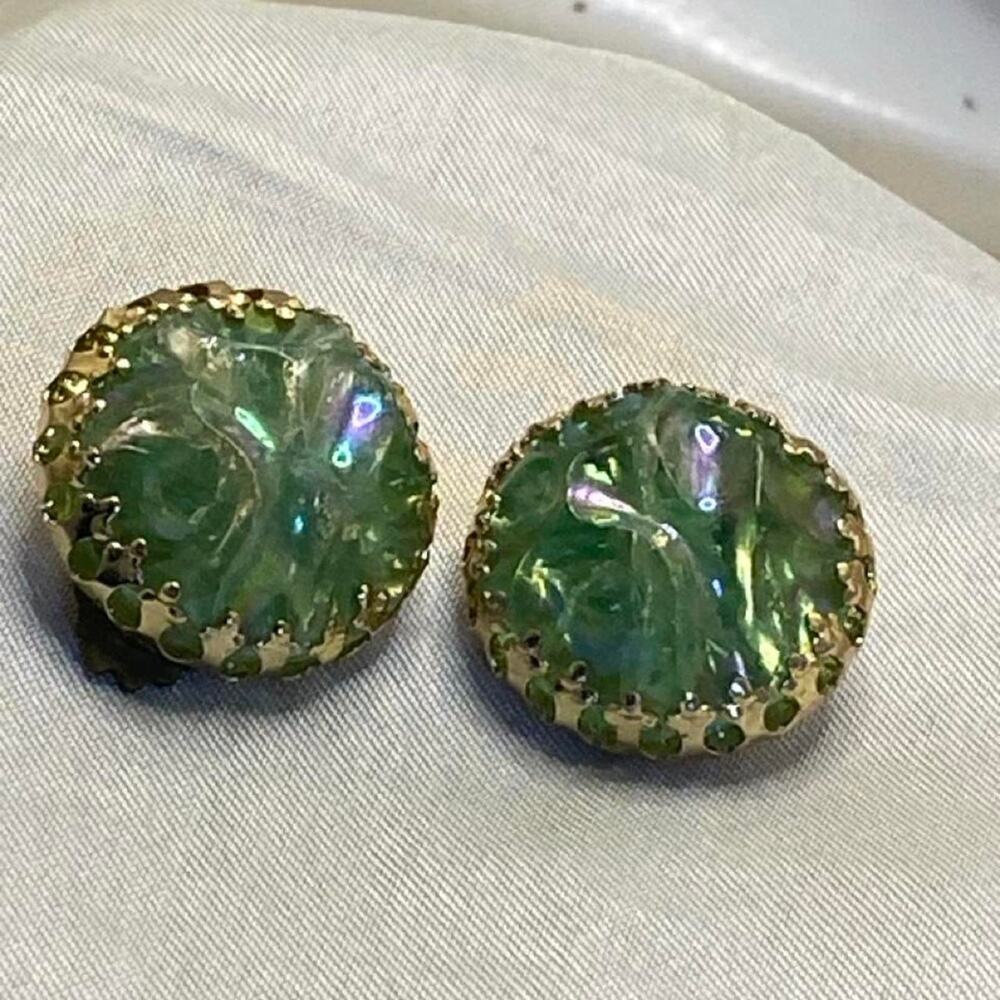 Vintage 50s Green Iridescent Lucite Clip On Earrings Pink Blue Flash MCM